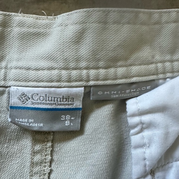 Columbia omni shade cargo shorts - Picture 3 of 3